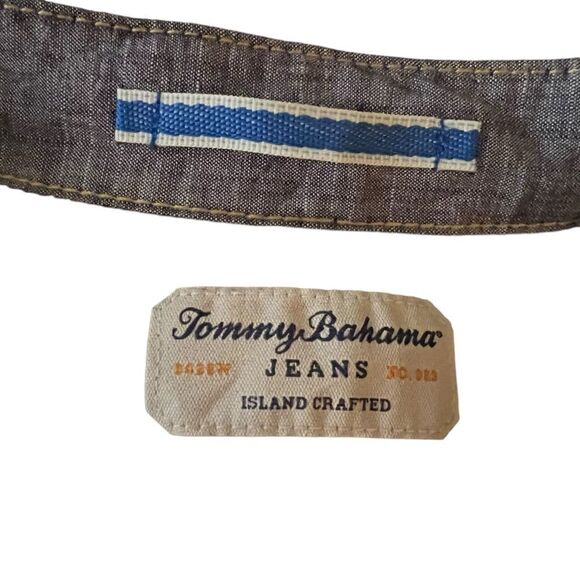 Tommy Bahama cotton blend short sleeve button down shirt - Picture 3 of 7